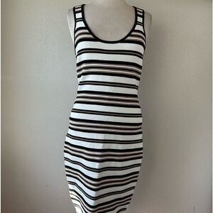 NWOT Felicity and Coco Women’s Dress